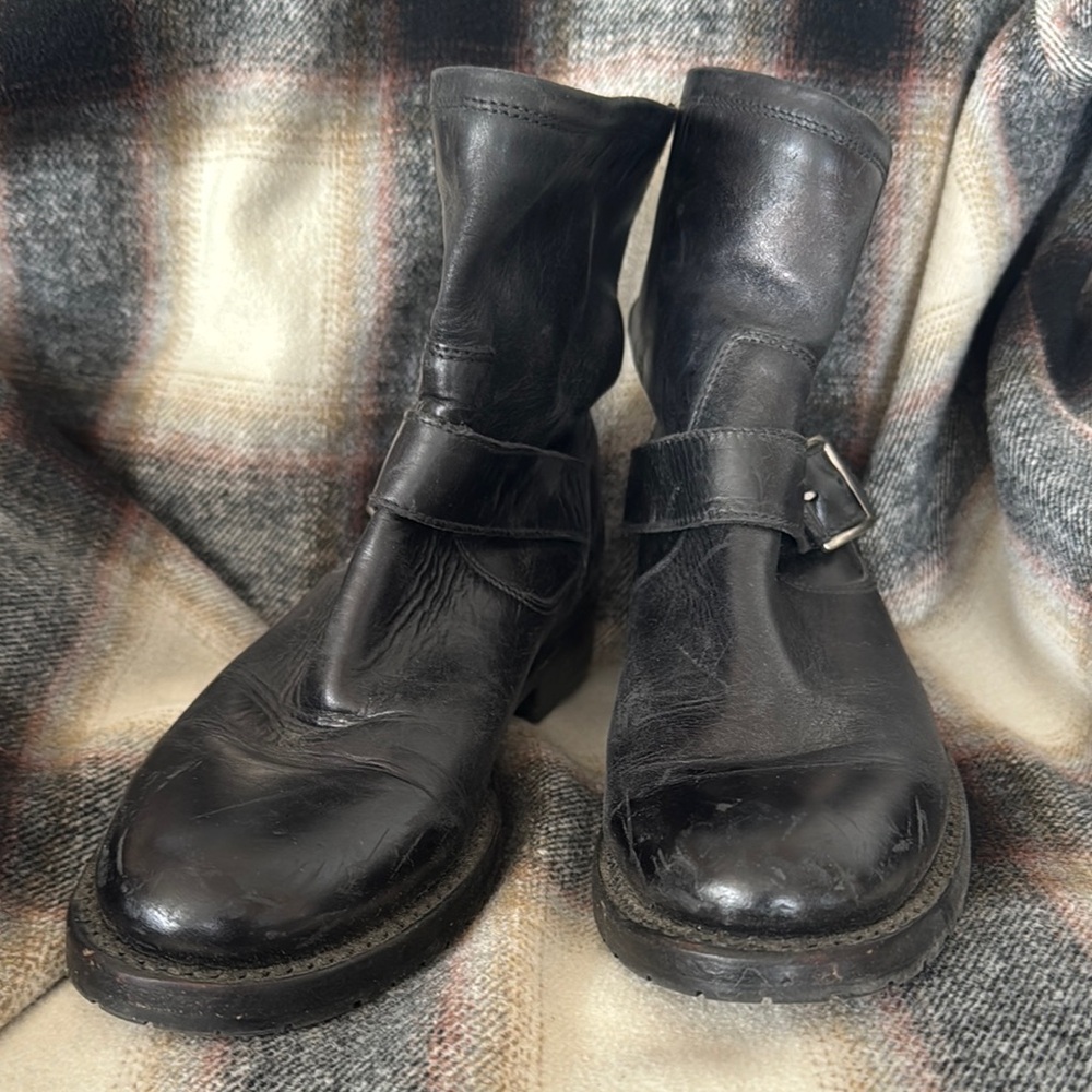 Women’s Black Leather Boots